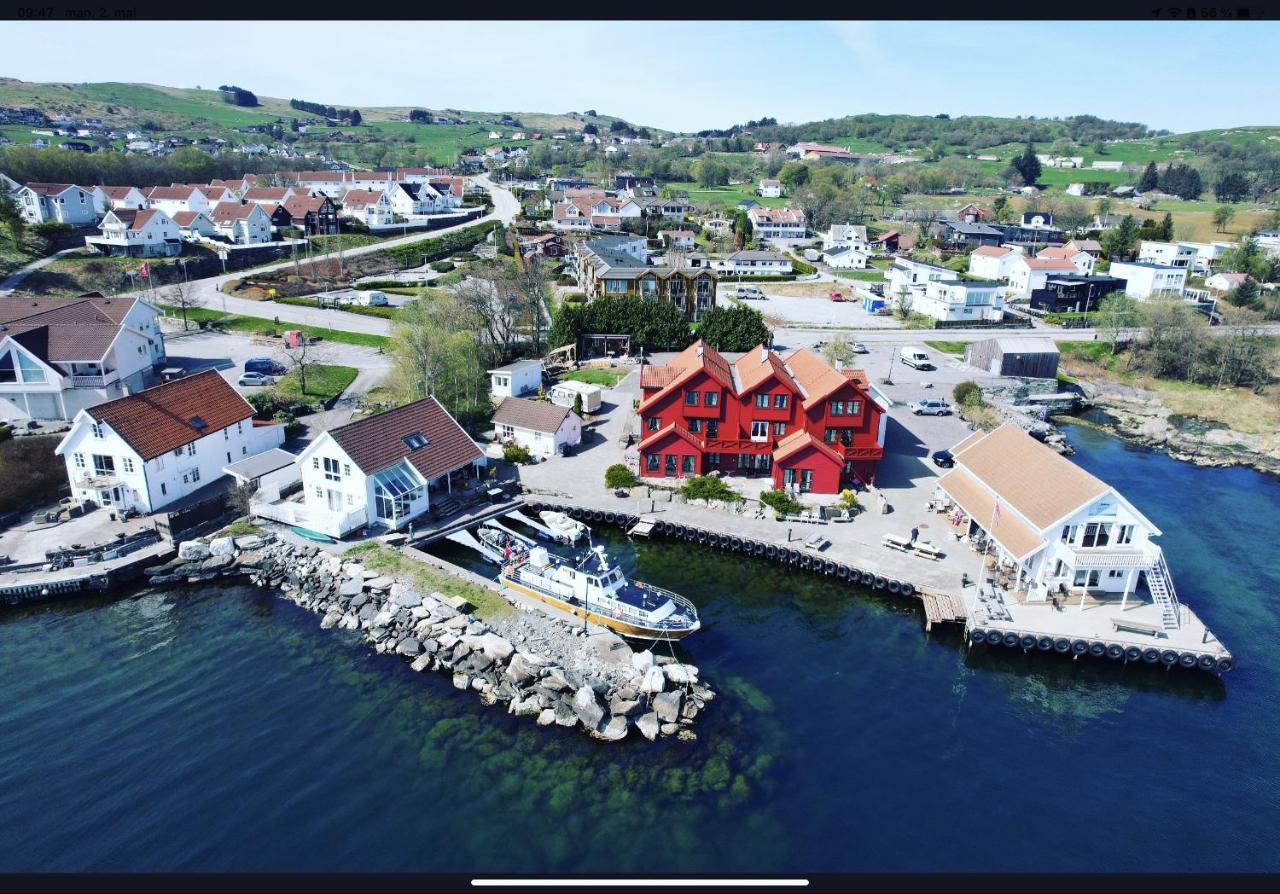 Sjoberg Hotell Og Ferie Leiligheter Østhusvik 외부 사진
