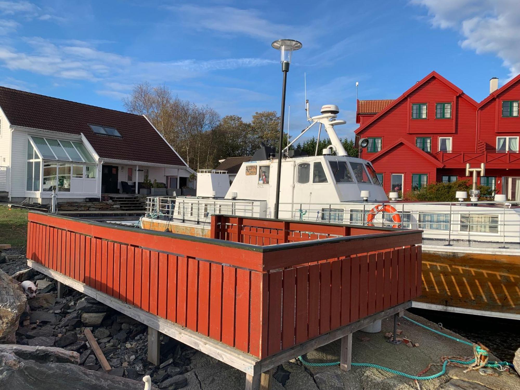 Sjoberg Hotell Og Ferie Leiligheter Østhusvik 외부 사진